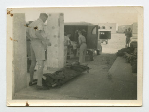 Evacuating Tobruk Hospital. Recto